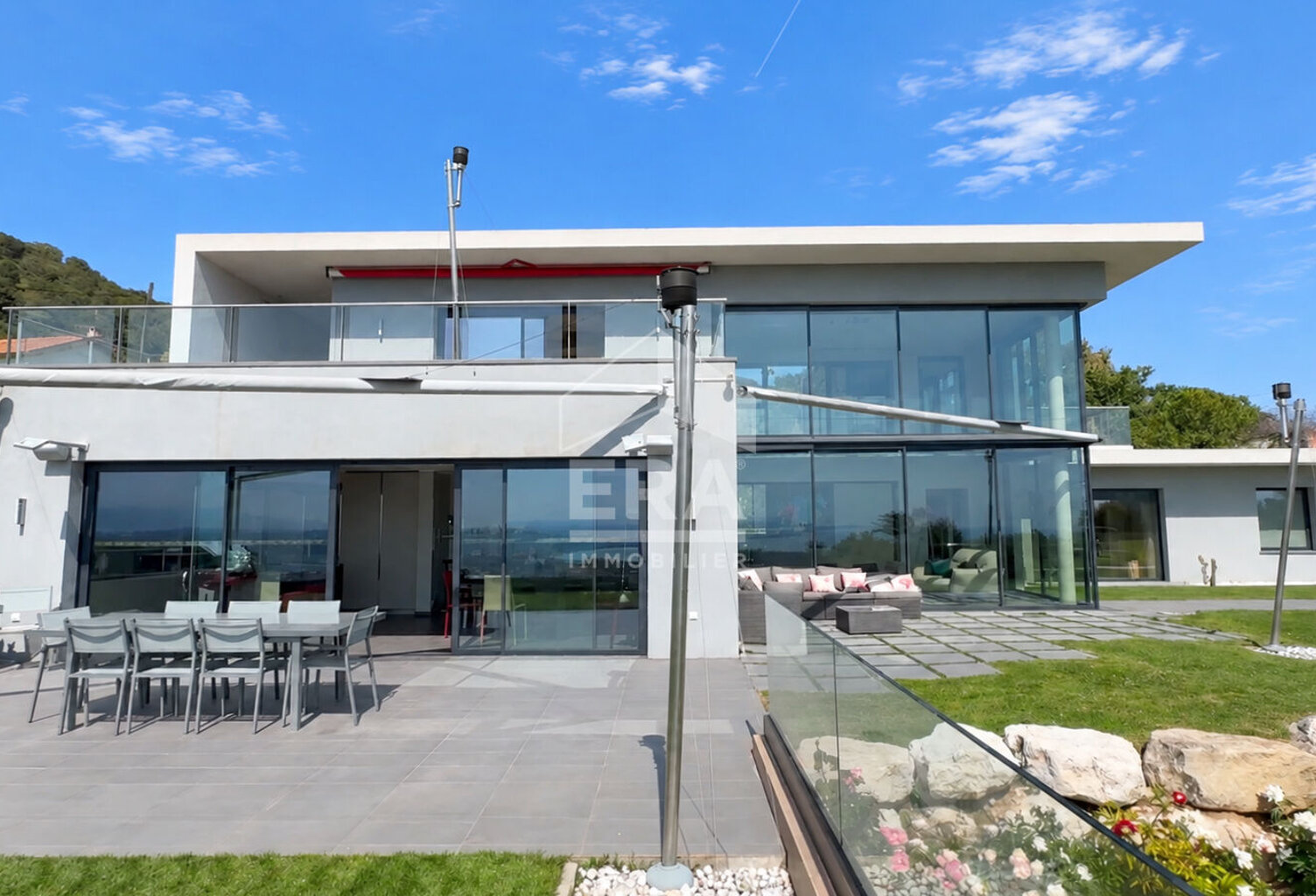NICE EST - VINAIGRIER / COL DE VILLEFRANCHE-SUR-MER : VILLA D'ARCHITECTE D'EXCEPTION AVEC VUE MER PANORAMIQUE VILLE ET MER — photo 1
