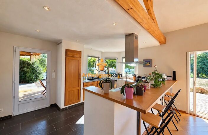 Maison lumineuse de 143 m² - terrain 4300€ — photo 2