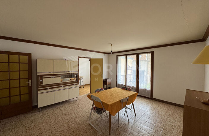 COSNE CENTRE APPARTEMENT T1 avec balcon, garage et cave. — photo 4