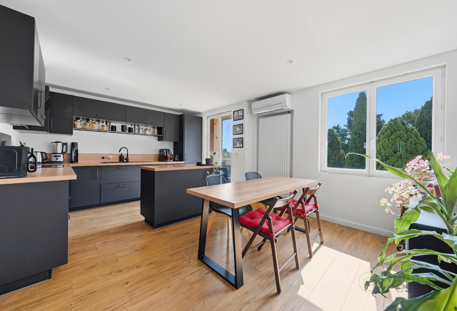 Appartement rénové — photo 1