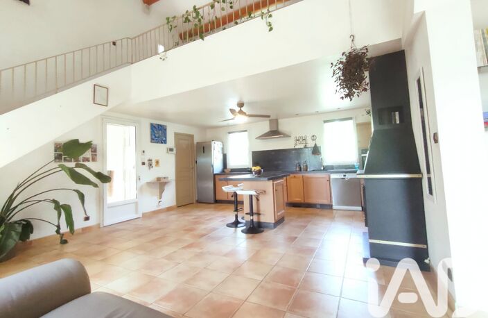 Vente Maison/villa 4 pièces — photo 2
