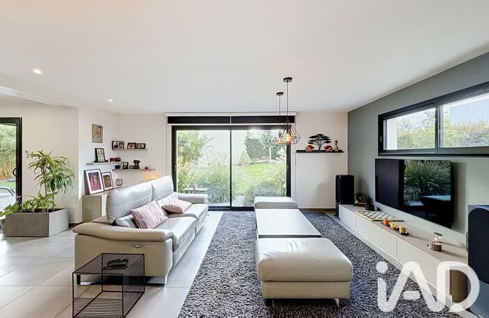 Vente Maison/villa 8 pièces — photo 3