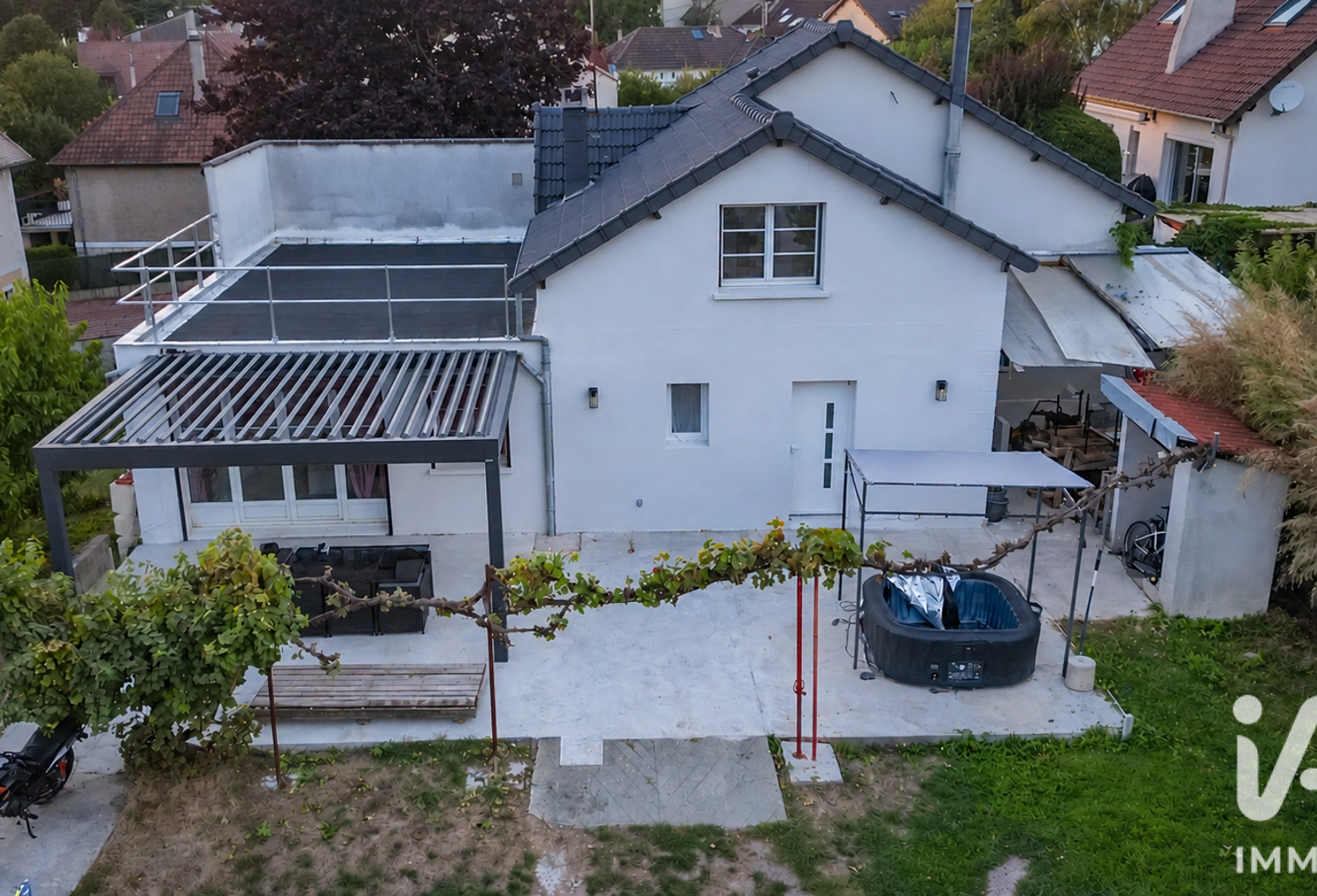 Vente Maison/villa 7 pièces — photo 1