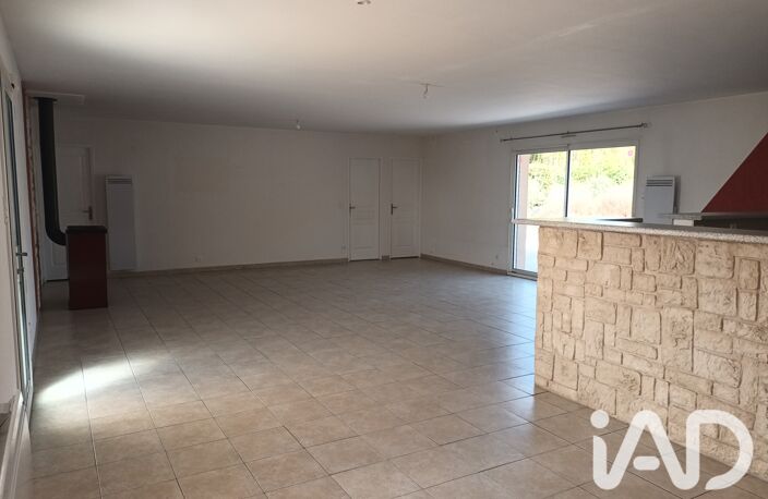 Vente Maison/villa 10 pièces — photo 2