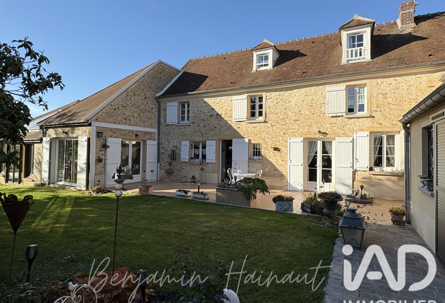 Vente Maison/villa 10 pièces — photo 1