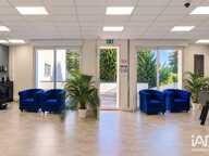 Location Local d'activités 90 m&sup2; — photo 2