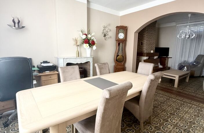Vente Maison/villa 8 pièces — photo 3