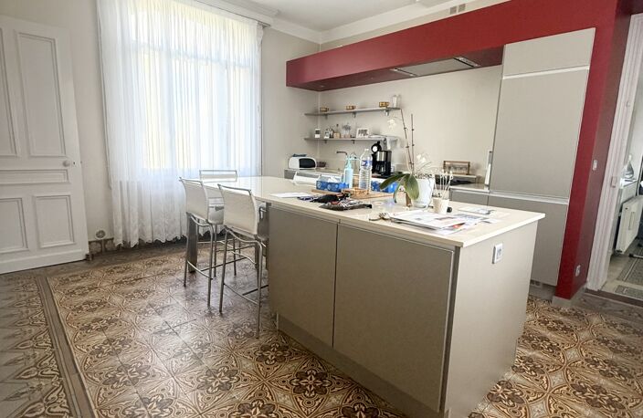 Vente Maison/villa 8 pièces — photo 5