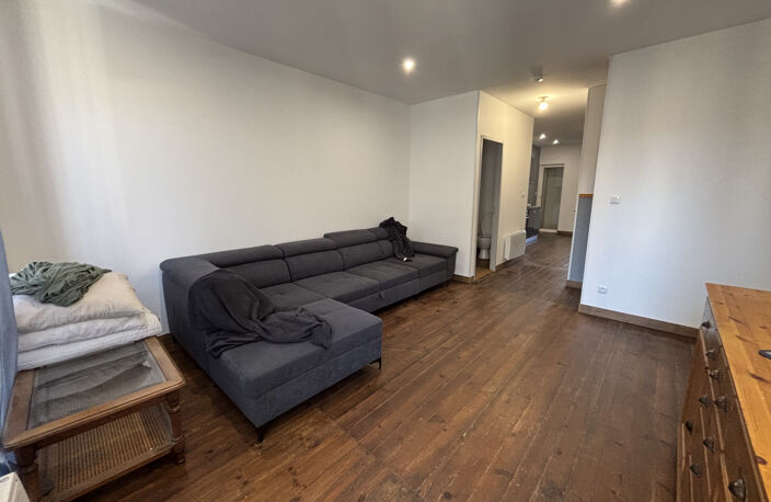 À LOUER T3 EN DUPLEX MEUBLÉ — photo 2