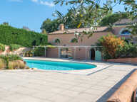 VILLA DE 339 M2 - 6 CHAMBRES - SUR 3200 M2 — photo 2