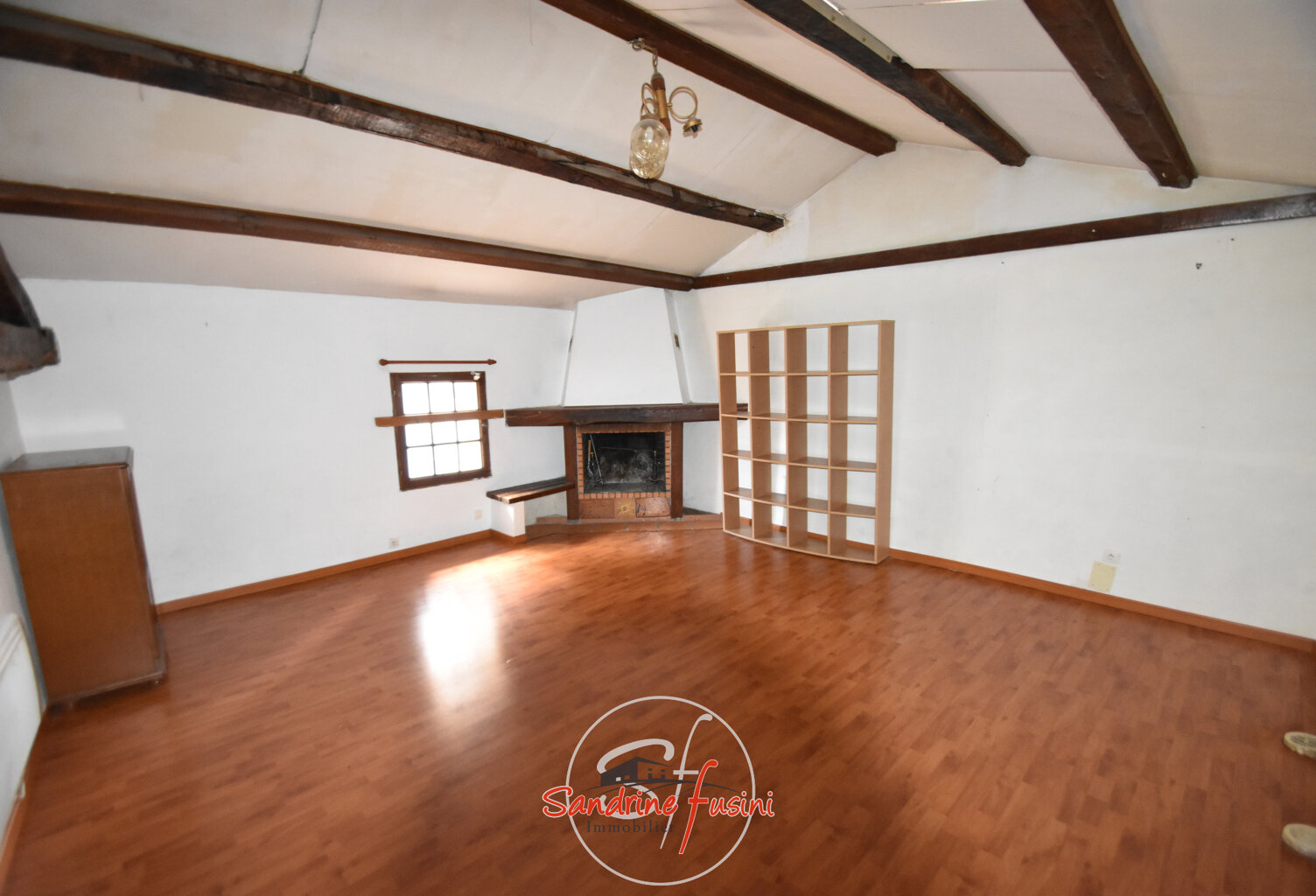 Dans MAISON DE VILLAGE - APPARTEMENT 4P EN DUPLEX — photo 1