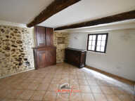 Dans MAISON DE VILLAGE - APPARTEMENT 4P EN DUPLEX — photo 2