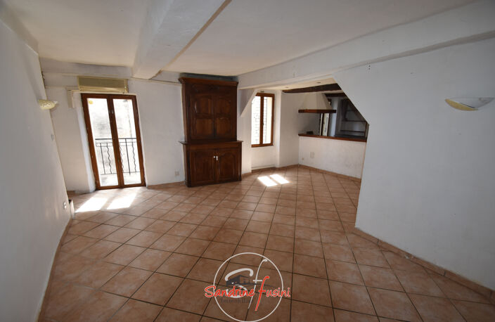Dans MAISON DE VILLAGE - APPARTEMENT 4P EN DUPLEX — photo 4