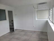 JARRY - Joli bureau très bon état — photo 3