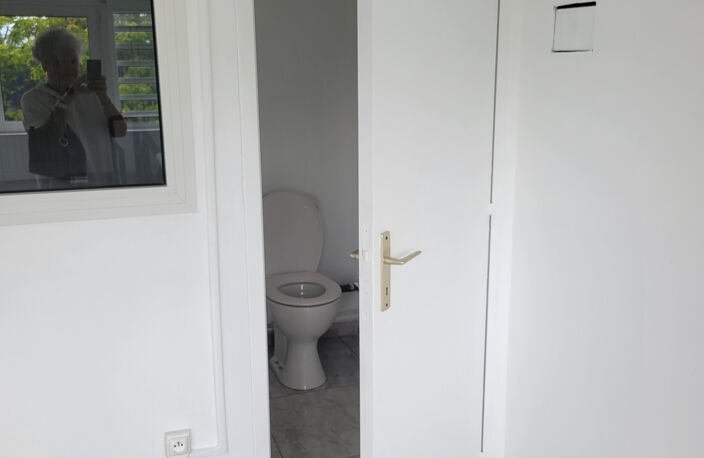 JARRY - Joli bureau très bon état — photo 4