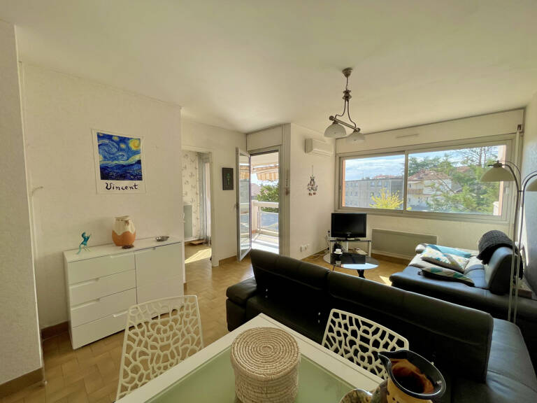 Appartement T4 lumineux avec balcon, garage et parking — photo 1