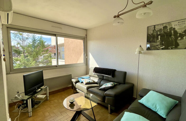 Appartement T4 lumineux avec balcon, garage et parking — photo 4