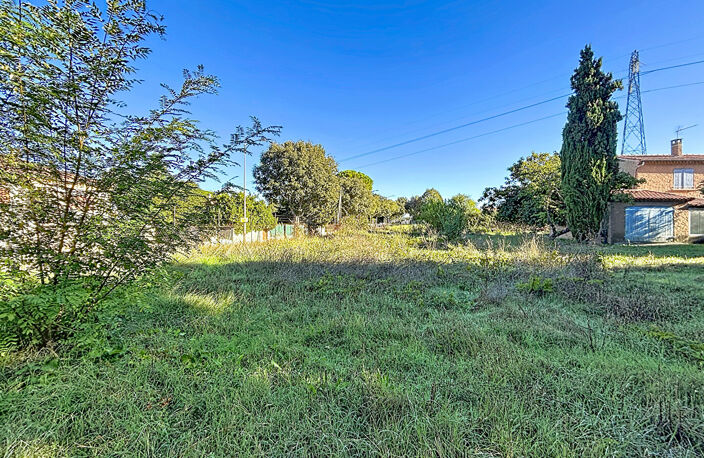 Terrain Gardanne 660 m2 — photo 3