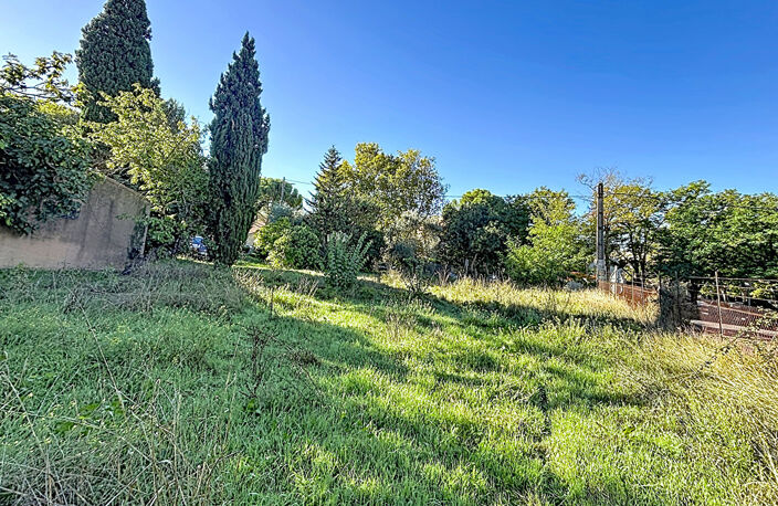 Terrain Gardanne 660 m2 — photo 4
