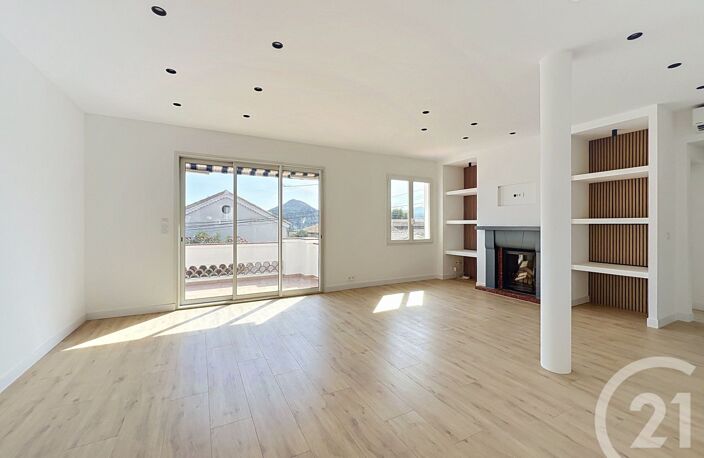 Vente maison 6 pièces 147 m² Mandelieu-la-Napoule (06210) — photo 2