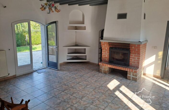Mennevret (02) -- Belle maison de charme au calme absolu, en — photo 4