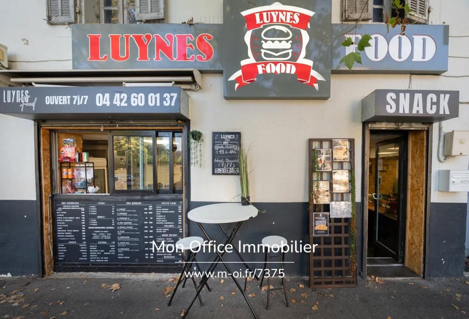 Référence : 7375-LLI - FONDS DE COMMERCE RESTAURATION RAPIDE À LUYNES – EMPLACEMENT HYPER VISIBLE + CLIENTÈLE SCOLAIRE — photo 1