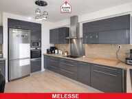 ILLE-ET-VILAINE - Melesse (35520) - A VENDRE - MAISON CONTEMPORAINE T6 DE 150M² AVEC 4/5 CHAMBRES ET ESPACE DE VIE EN REZ DE JARDIN - RARE - COUP DE COEUR - IDEAL FAMILLE — photo 3