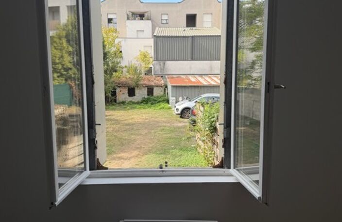 T2 — photo 3