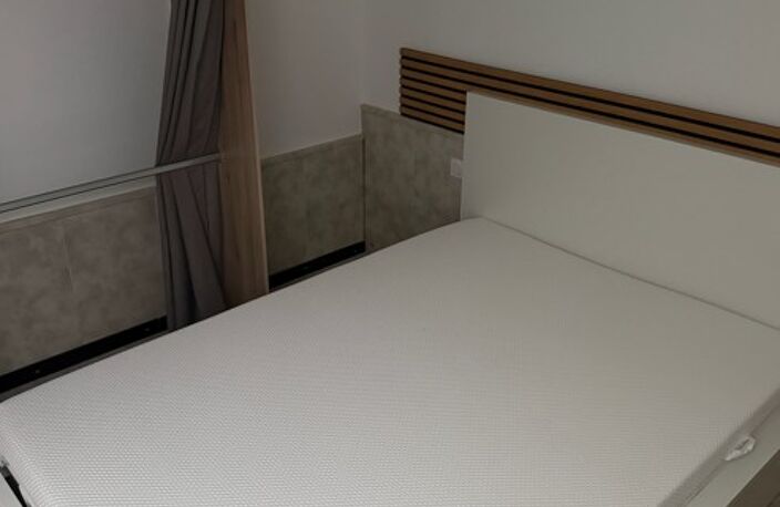 T2 — photo 4
