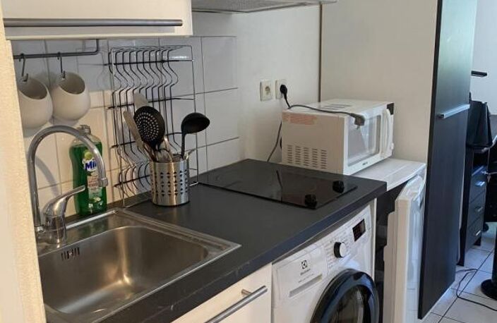 T1 — photo 3