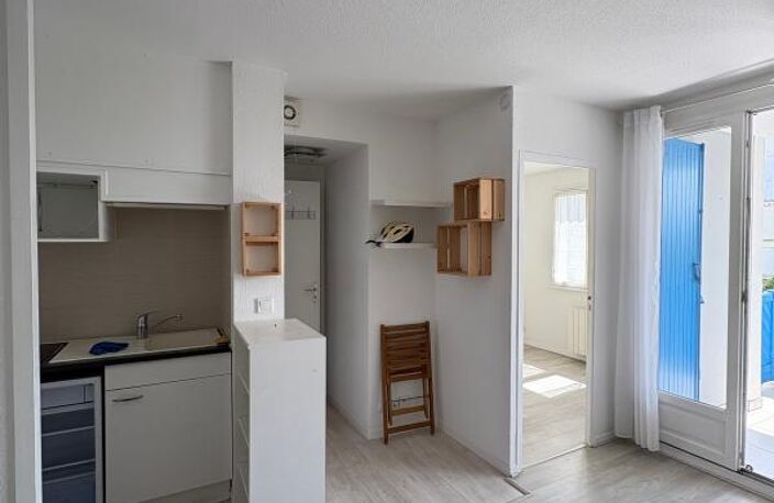 Appartement à louer, Royan, 25m² eau comprise dans les charges — photo 3