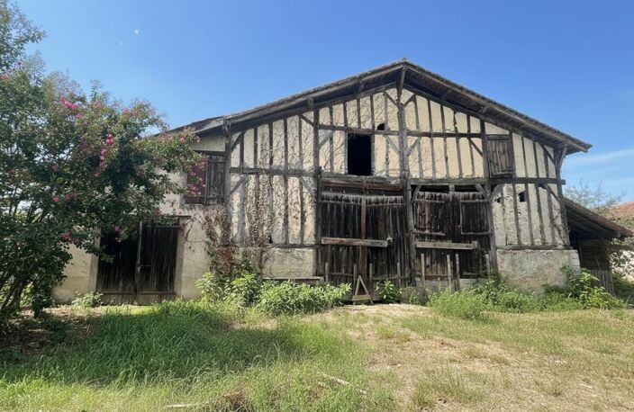 Maison de caractère du XVIᵉ siècle à rénover – Yzosse — photo 2
