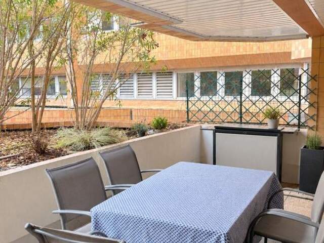 Appartement À Vendre — photo du bien