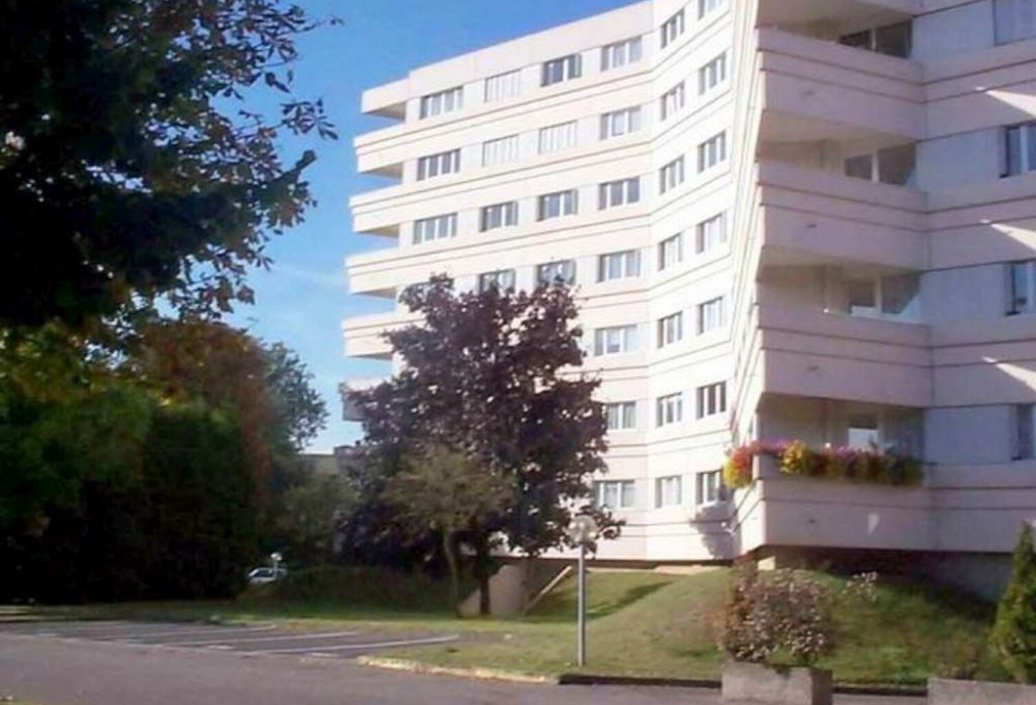 ✨ Olivet — Charmant T2 lumineux avec balcon & parking ! 🌿 — photo 1