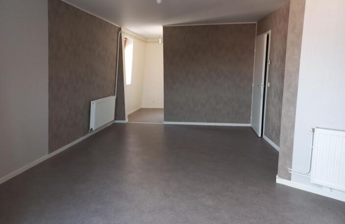 Leasing Appartement Studio 32 m² La Châtre — photo 3