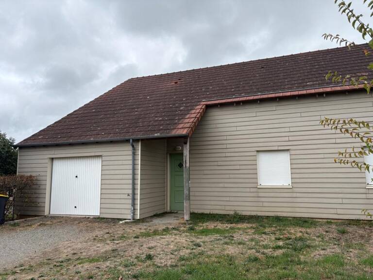 Leasing Maison 3  pièces 73 m² Orsennes — photo 1