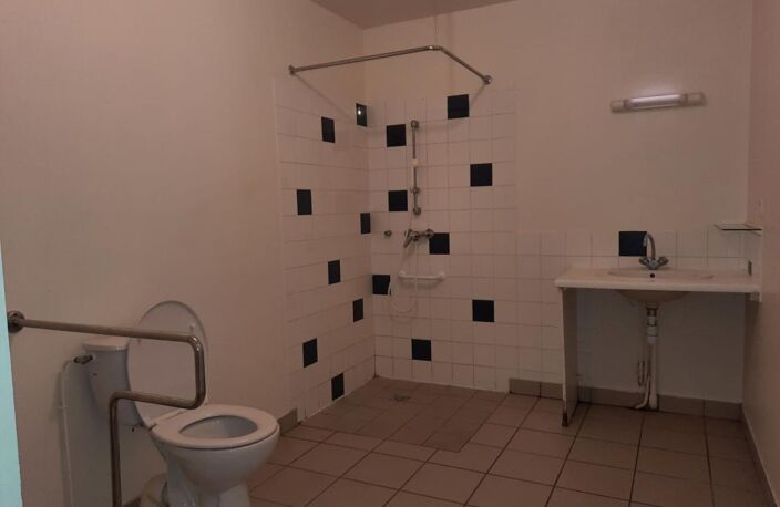 Leasing Maison 3  pièces 73 m² Orsennes — photo 5