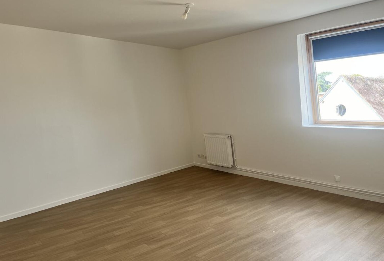 Leasing Appartement 2  pièces 47 m² La Châtre — photo 1