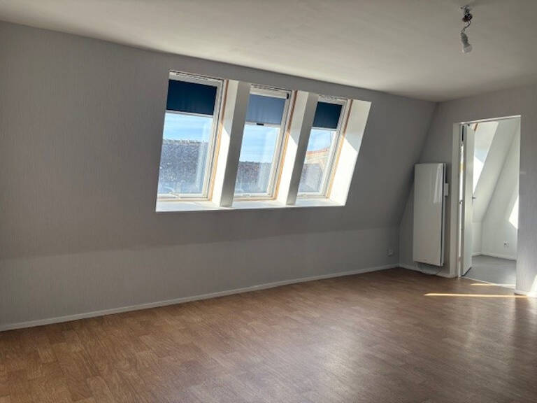Leasing Appartement 3  pièces 62 m² La Châtre — photo 1