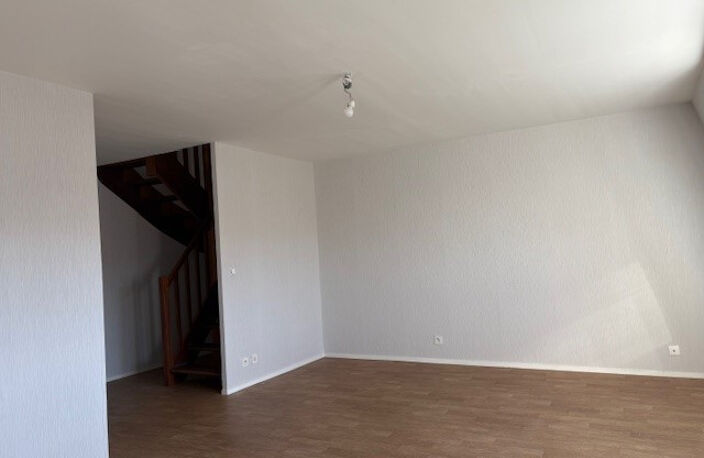 Leasing Appartement 3  pièces 62 m² La Châtre — photo 2