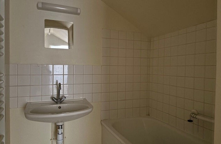 Leasing Appartement 3  pièces 66 m² La Châtre — photo 5