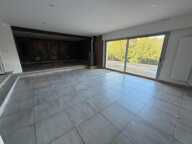 PONTOISE – 174 M² HABITABLES ET 70 M² DE COMBLES : IMAGINEZ LA SUITE ! — photo 2