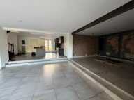 PONTOISE – 174 M² HABITABLES ET 70 M² DE COMBLES : IMAGINEZ LA SUITE ! — photo 4