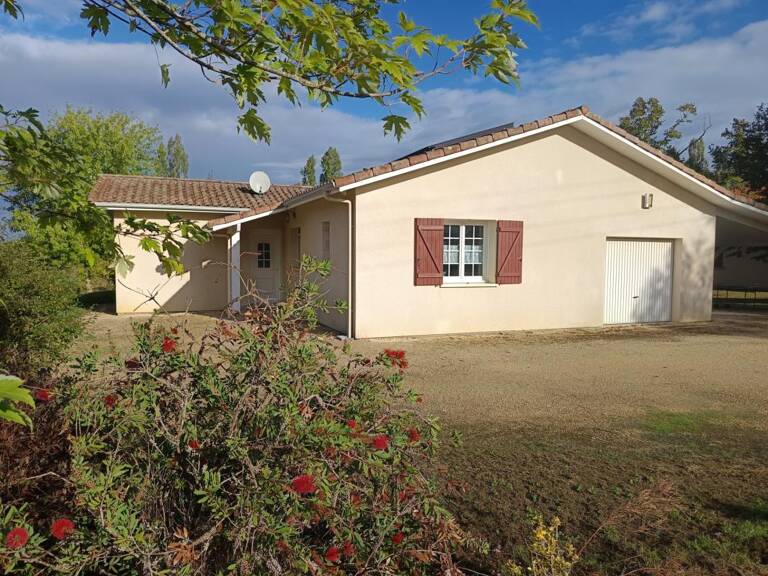 VASTE MAISON PLAIN-PIED DE 6 PIECES PROCHE DE TOUTE COMMODITES — photo 1