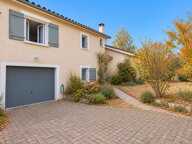 Savigneux – Maison avec piscine, jardin et 5 chambres ! — photo 2