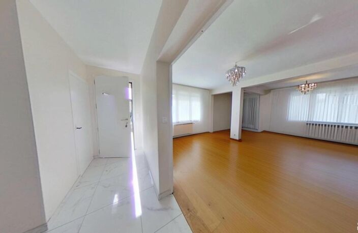 Maison à vendre — 510 000 € Fontaine-lès-Dijon (21) — Route d’Ahuy Maison familiale 7 pièces — 182 m² habitables — Terrain de 800 m² — photo 4