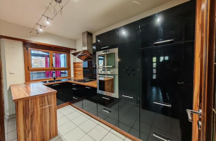 APPEL D’OFFRES INTERACTIF – Maison familiale 165 m² - 8 pièces - 5 Chambres - Grand garage — photo 2