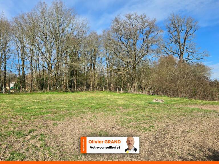TERRAIN PLAT - CALME - ENVIRONNEMENT CAMPAGNE — photo 1