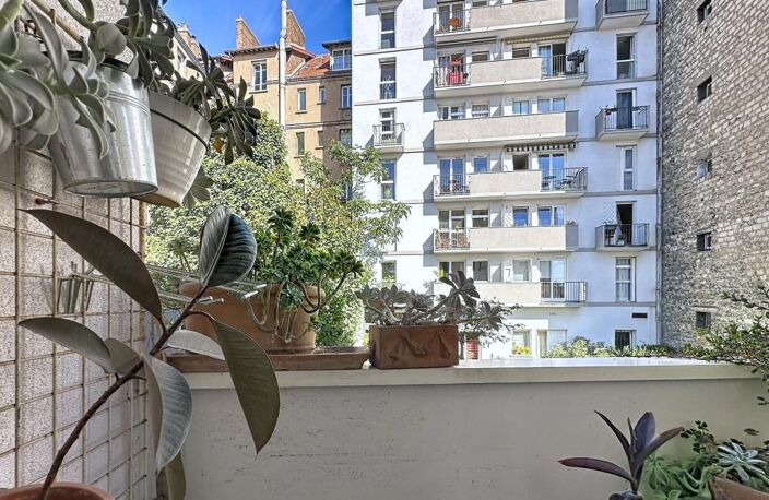 Village Jourdain (Paris 20ème) - Appartement à vendre 2 pièces avec balcon au calme — photo 5