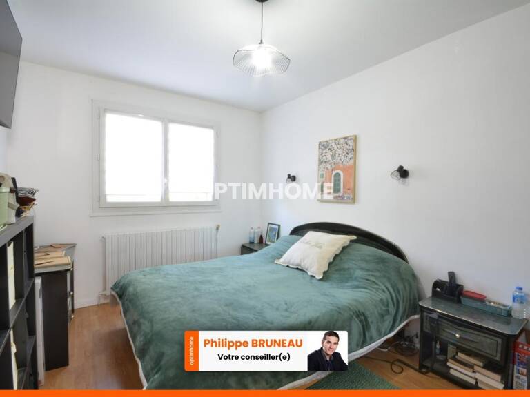 Maison 4 chambres avec grand jardin et espaces de rangement à Saussay — photo 1